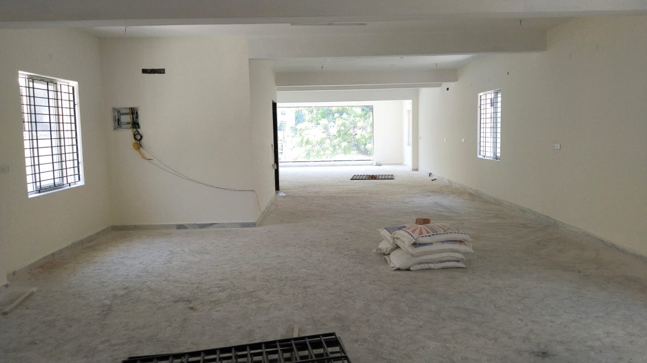 Commercial Showroom for Rent